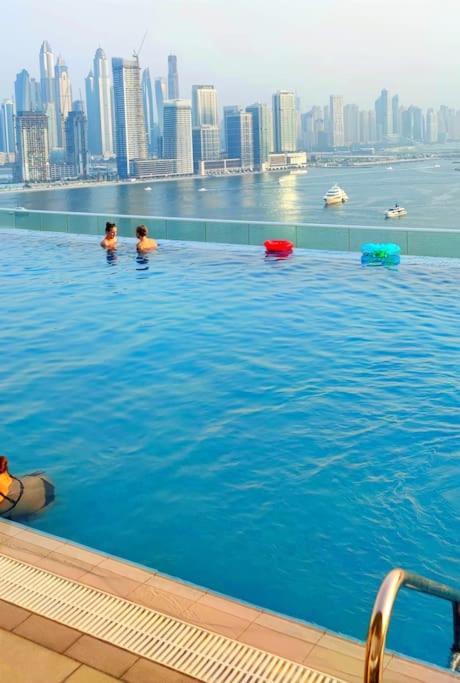Amazing Apartment With Infinity Pool Dubái Exterior foto